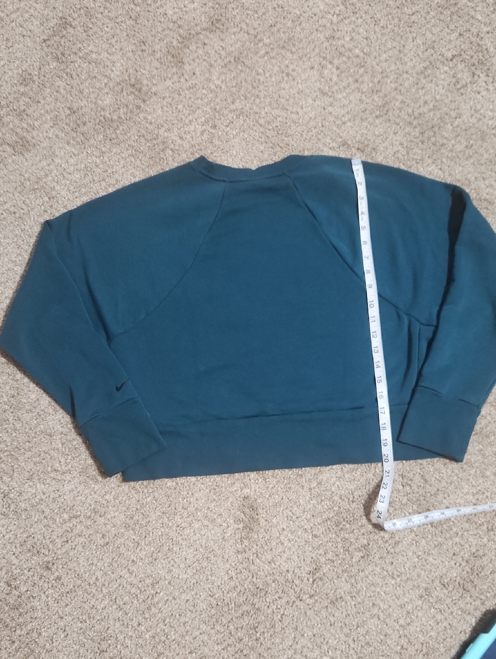 Nike Dri-fit Flocked Cropped Sweatshirt L - Picture 4 of 6
